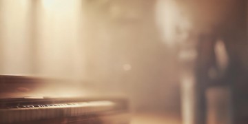 回忆为何那么痛究竟是哪首歌？