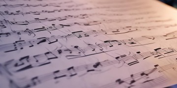 简谱上的锯齿代表的是哪首歌？